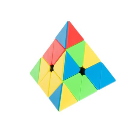 Rubik piramis, háromszög forma, 10x10x10 cm, könnyen mozogatható, keret nélkül